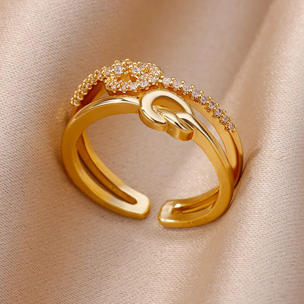 Velvet Celestial Zircon Ring 🌙