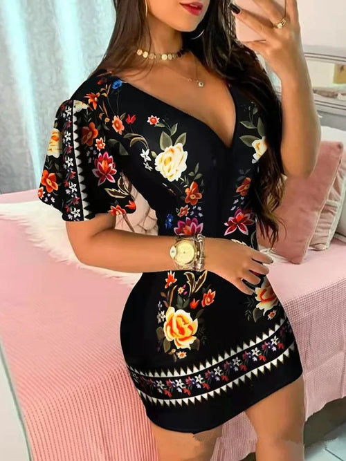VELVET V-Curve Seduction