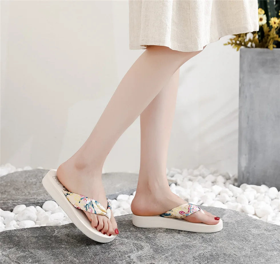 Sunset Luxe Slides