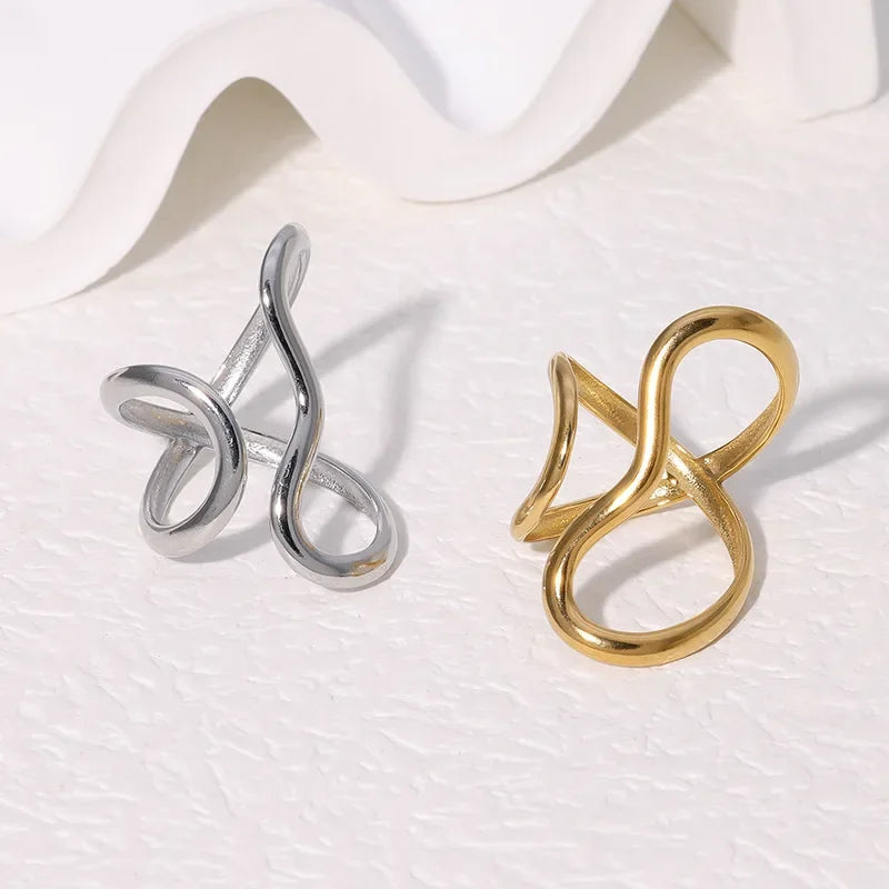 Velvet Dynasty Rings