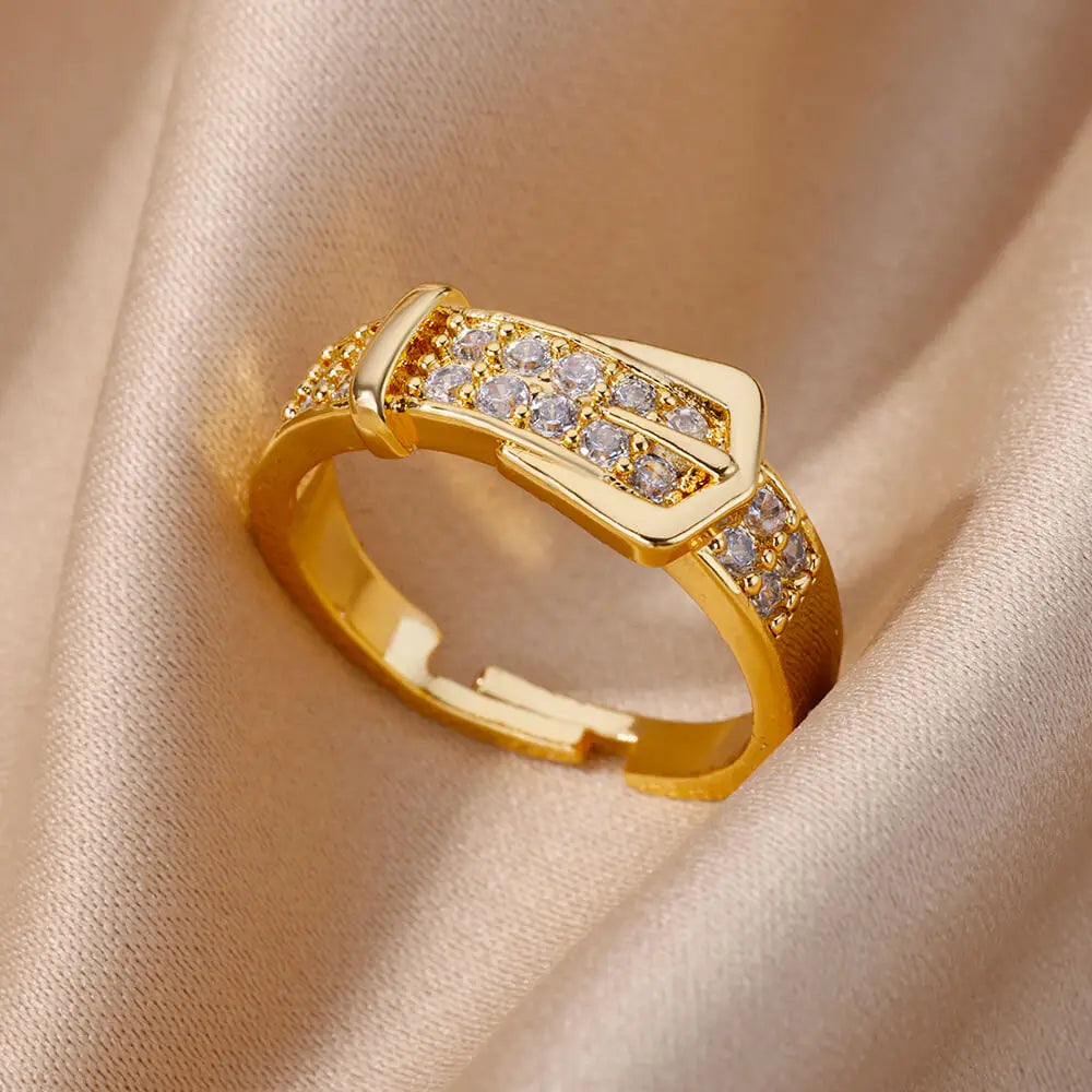 Velvet Celestial Zircon Ring 🌙