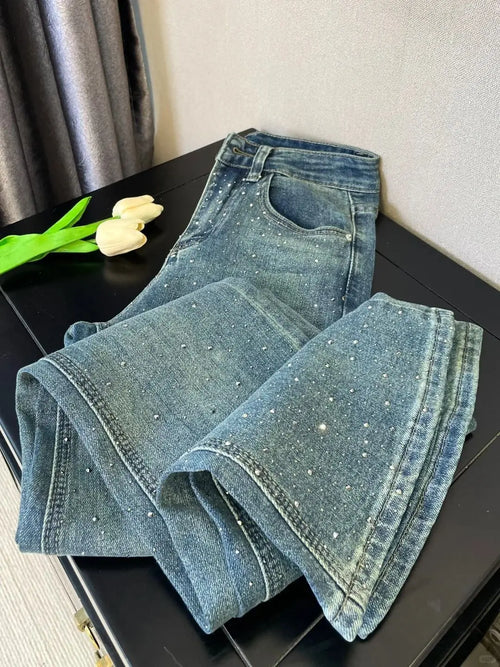 Velvet Vintage Glam