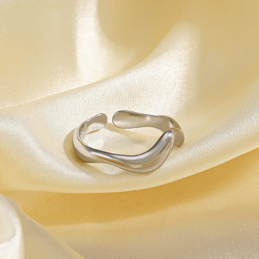 Velvet Dynasty Rings