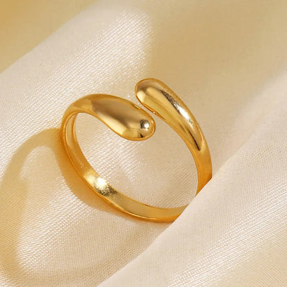 Velvet Dynasty Rings