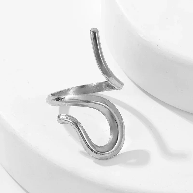 Velvet Dynasty Rings