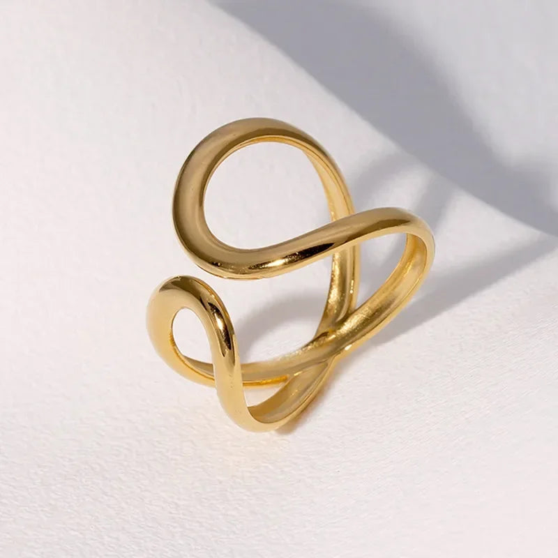 Velvet Dynasty Rings