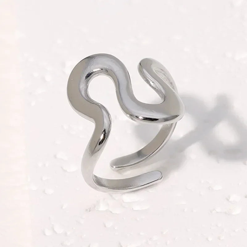 Velvet Dynasty Rings