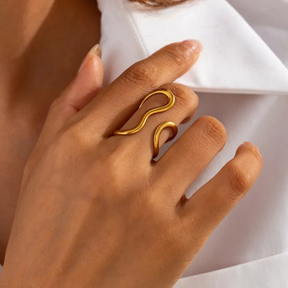 Velvet Dynasty Rings